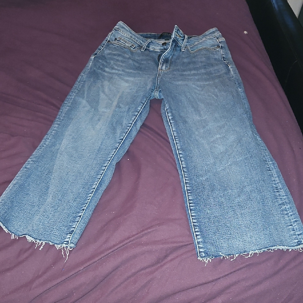 Judy Blue Medium Blue Wide Leg Crop Jeans